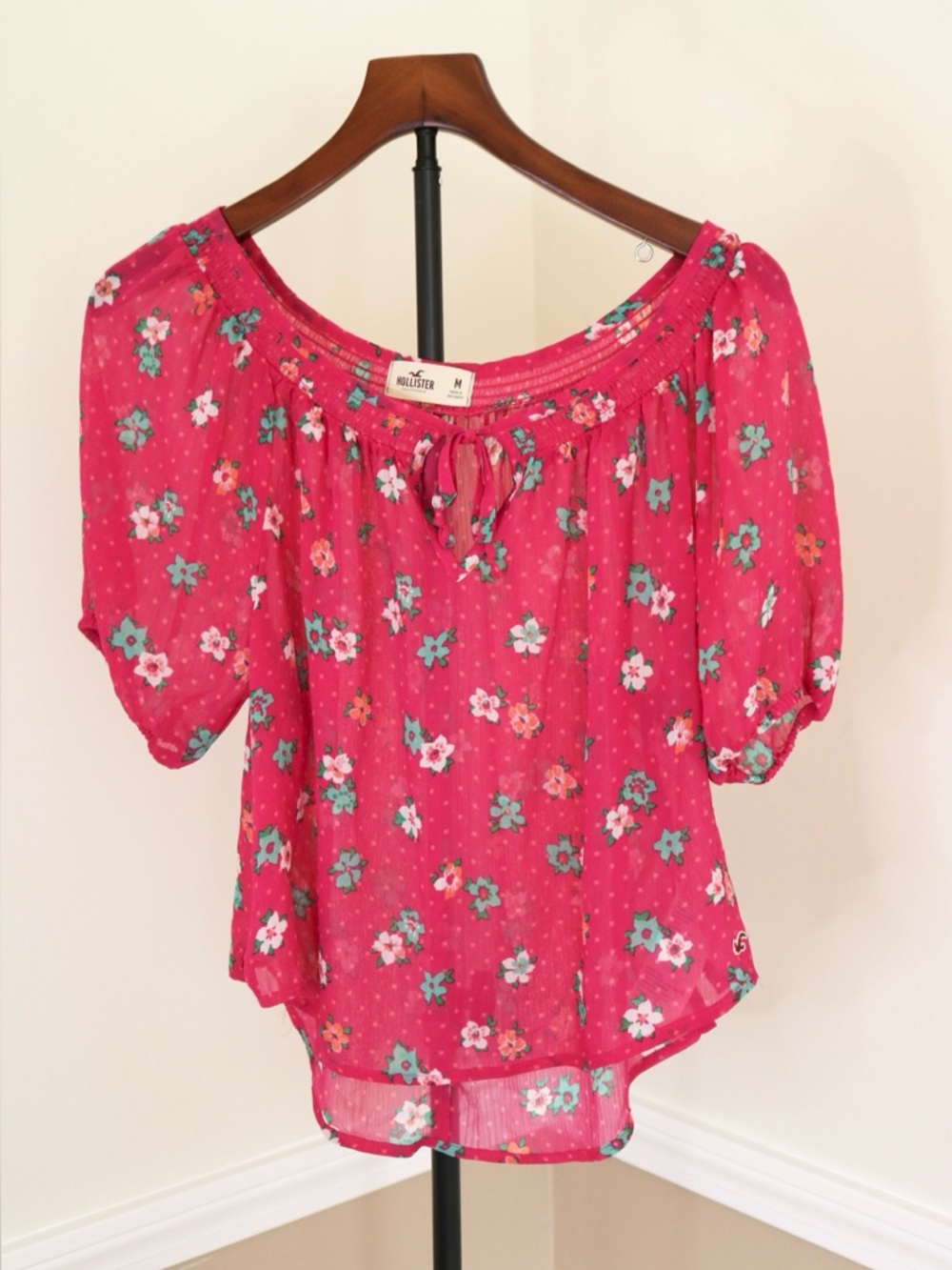 Hollister Bright Pink Floral Off-Shoulder Tie Blouse